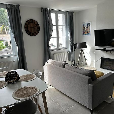 Appartement Avec Terrasse Au Puy Le Puy-en-Velay Екстер'єр фото